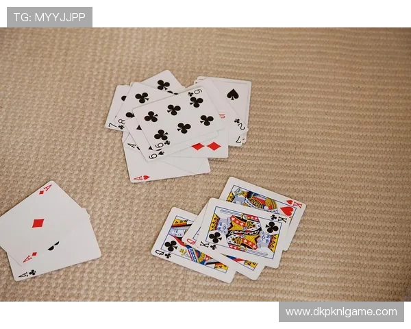 微扑克网页版h5操作简单适合新手快速上手享受扑克娱乐时光